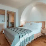 Unique-boutique Class - Adults Only