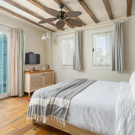 Unique-boutique Class - Adults Only Hotel