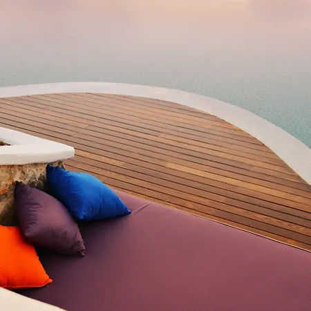 Unique-boutique Class - Adults Only מלון 3*