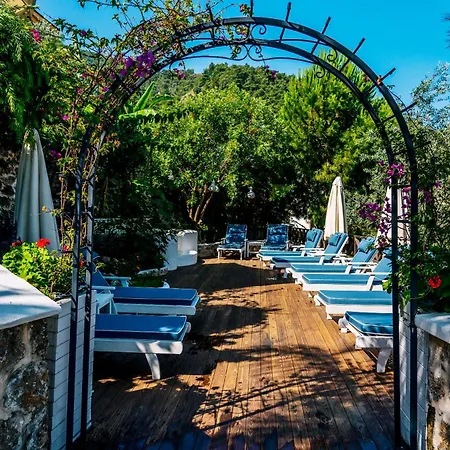 Unique-boutique Class - Adults Only Отель 3*